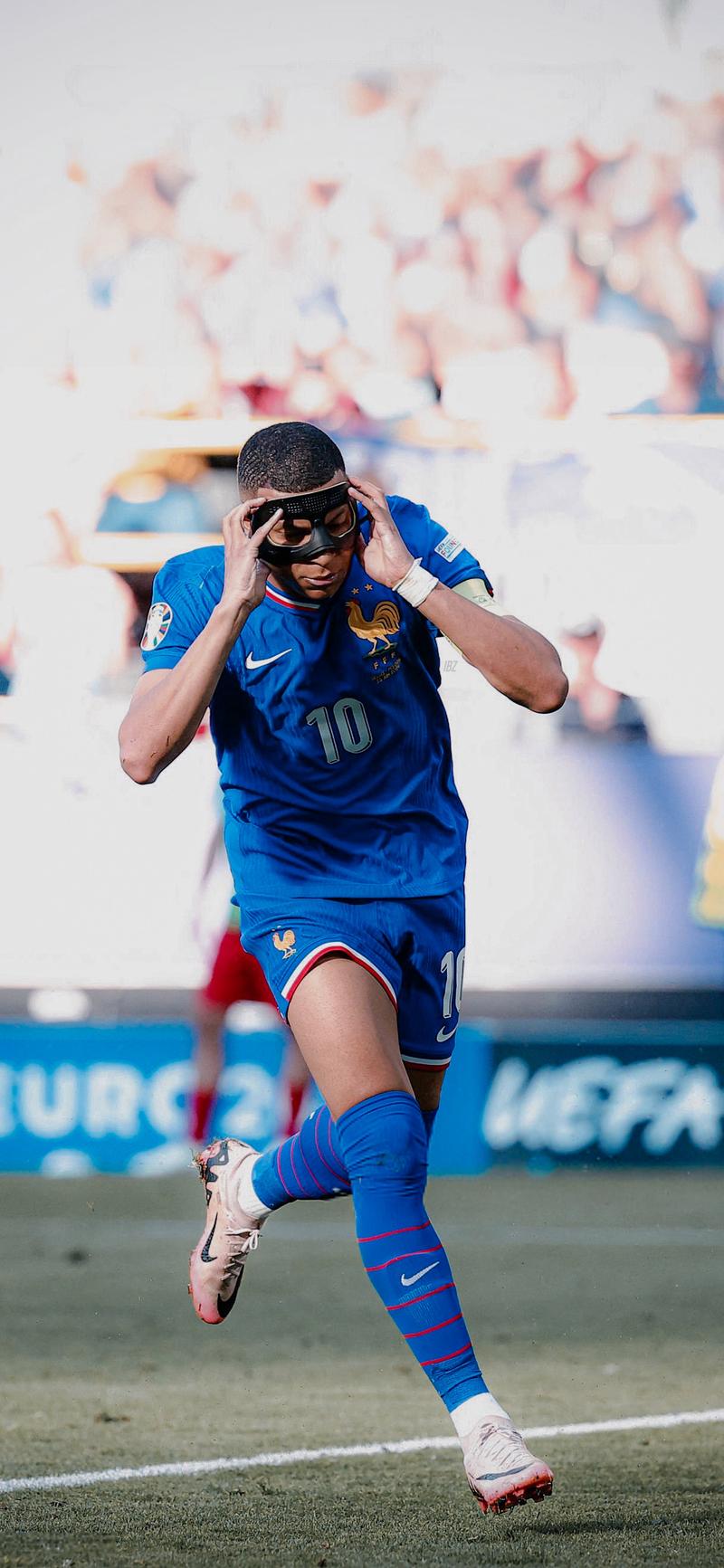 字母30+15+8难救主，唐斯打铁8中2布伦森37分，尼克斯送雄鹿7连败（字母哥30+15+8无力回天，布伦森轰37分，尼克斯送雄鹿吞7连败，唐斯手感冰凉8投2中）