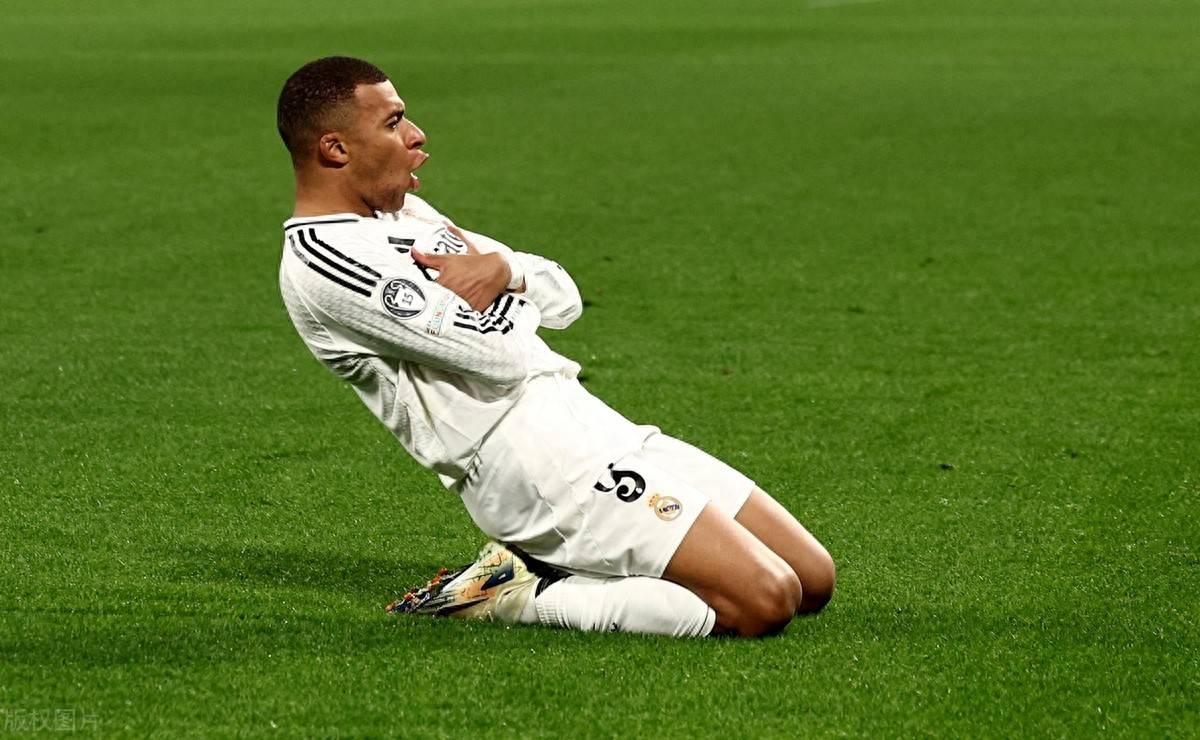 镜报：曼联有信心在明夏以7000万镑签下亚当-沃顿（镜报：曼联有望明夏以7000万英镑签下亚当·沃顿）