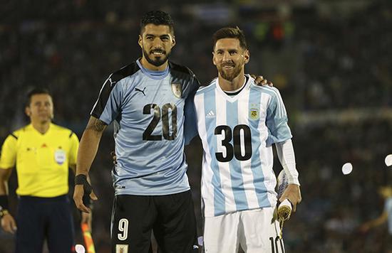 意媒：因未经授权私自建造，意大利一尊马拉多纳的雕像被拆除（意媒：意大利一座未经许可私建的马拉多纳雕像遭拆除）