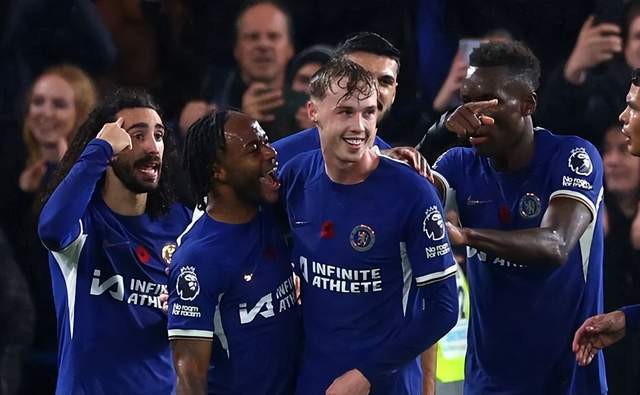 重创！皇马右后卫阿诺德大腿受伤 将缺阵两月之久（噩耗！皇马右后卫阿诺德大腿受伤 预计伤缺两个月）